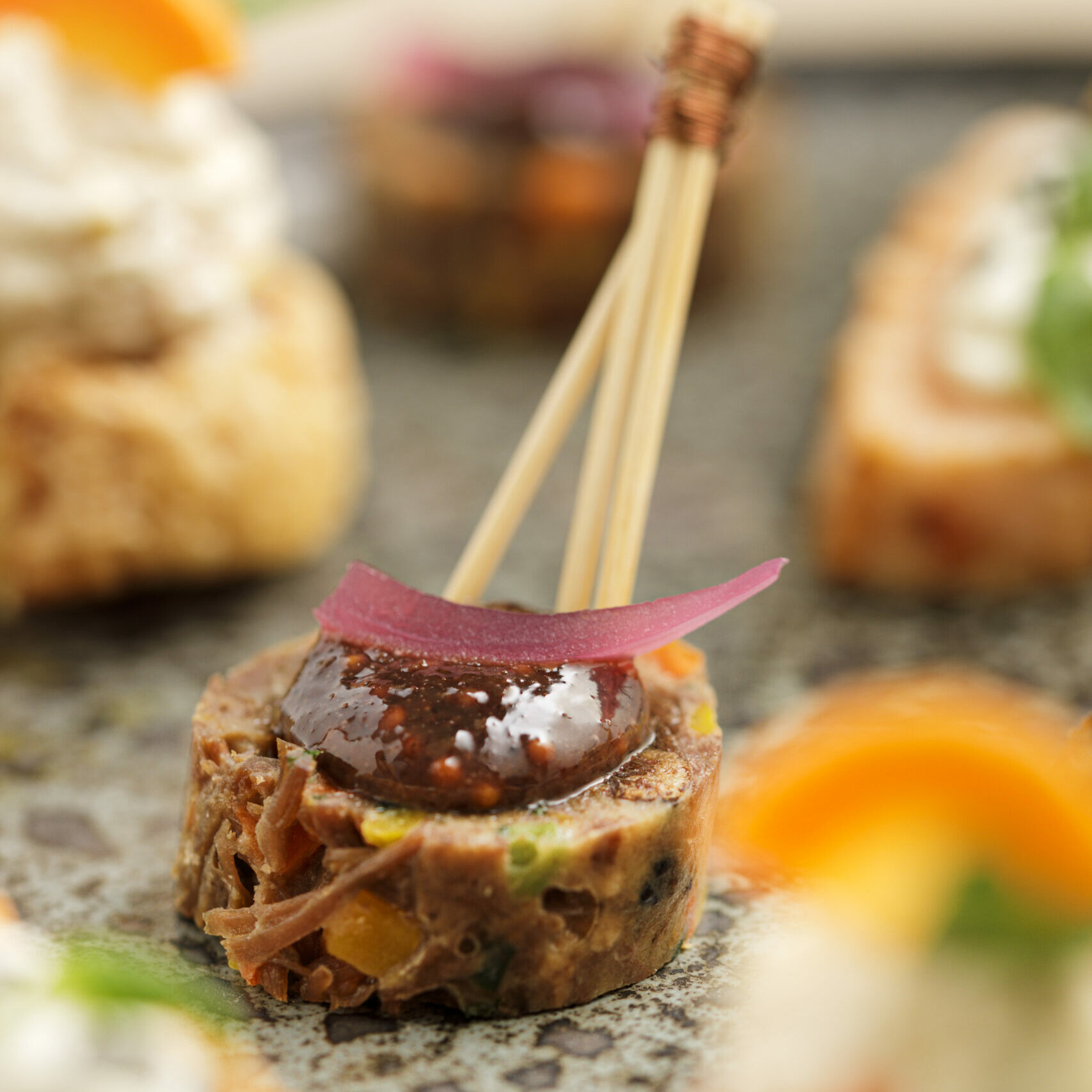 Joue de boeuf moutarde de raisin et pickles4